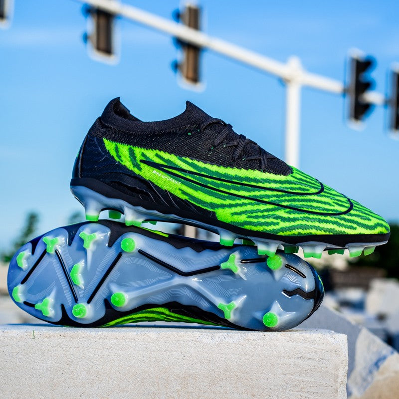 New Men Soccer Shoes Grass Professional Training Football Shoes Society Cleats Football Field Boots Fast Indoor Sneaker Non Slip