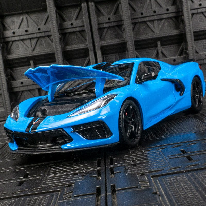 Maisto 1:24 Chevrolet Corvette C8 2020 modelo de carro em liga, portas, capô do motor e porta-malas podem ser abertos, carrinho de brinquedo infantil