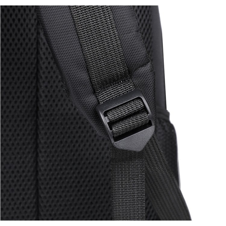 Men's large-capacity backpack, fashionable laptop bag, suitable for travel and business, equipped with secure zipper closure and