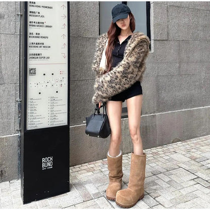 Fashionable Snow Boots Platform Elevating Warm Cotton Shoes Warm Big Head Design Long Boots Ladies All-over Brown Long Boots