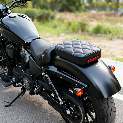 Para capa de assento de motocicleta universal, 8 ventosas roxas padrão diamante preto PU couro almofada antiderrapante conforto