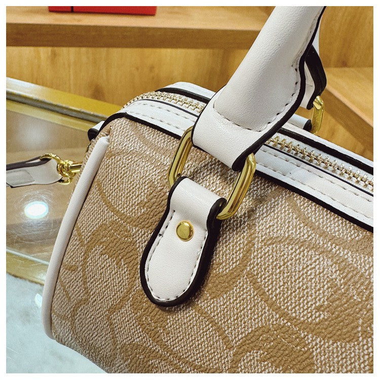 Classic Retro Boston New Small Bag Casual and Versatile Temperament Good Look Popular Hot Style Crossbody Bag