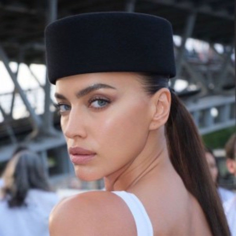 Vintage Hard Top Flat Fedoras Hats Women 100% Wool Felt Berets Hat Wedding Fascinator Caps Wedding Cocktail Party Pillbox Hat