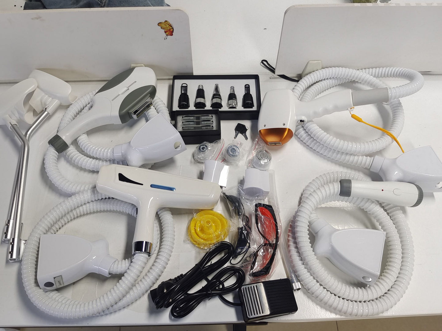 4-IN-1 NEW soprano titanium 755nm 808nm 940nm 1064nm diode laser 4000w permanent hair removal machine IPL tattoo removal machine