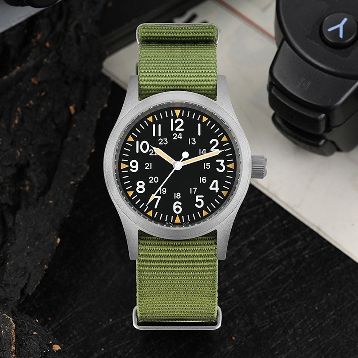 Militado Ml05 Vintage Field Watch VH31 Sweep Second Quartz Movement Sapphire Crystal High Clear AR Coating Luminous 38Mm Watches