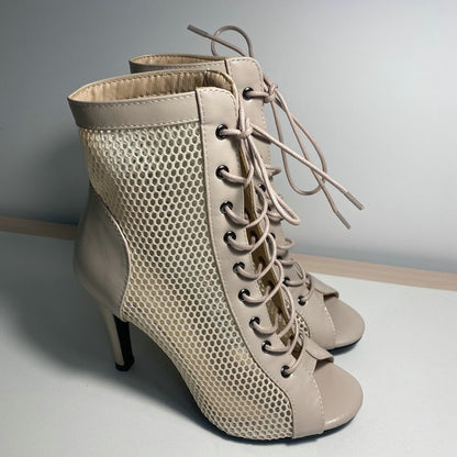 Novas Sandálias Femininas de Salto Alto Sexy Vazadas em Tela Tendência da Moda Verão Conforto Peep Toe Botas Stilettos Jazz Dance Tamanhos Grandes