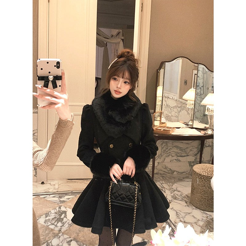 Vintage Black Wool Blends Coats Women Elegant Faux Collar Woolen Jacket Korean Long Sleeve Outerwears Winter Design Overcoat New