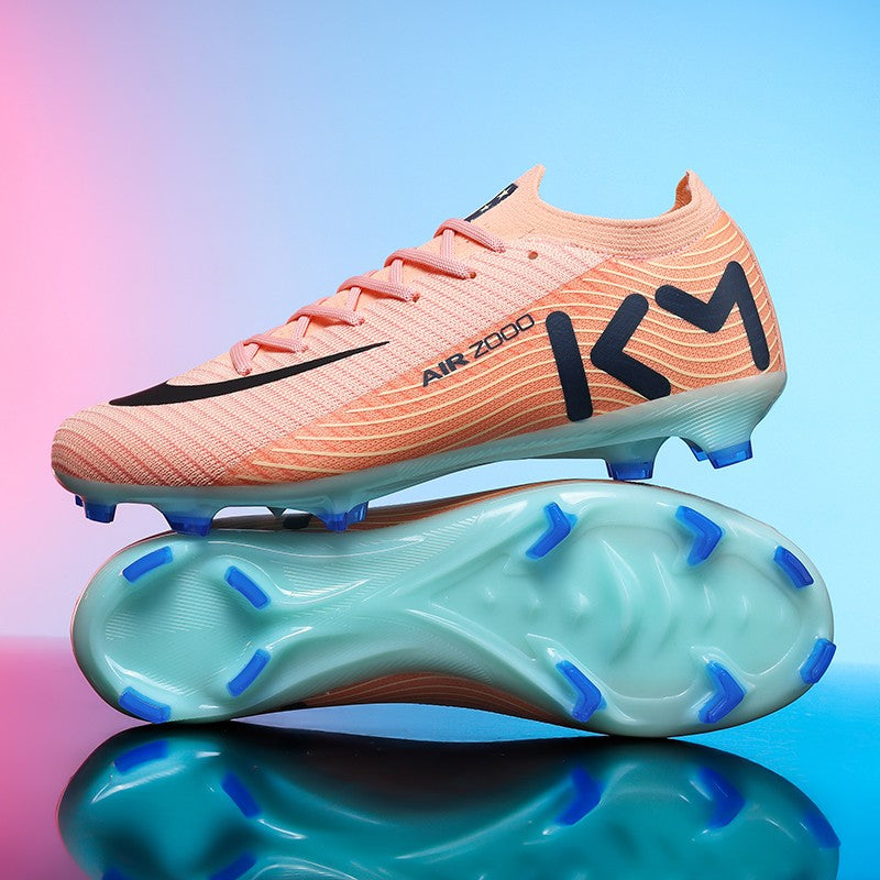 New Men Women Football Field Boots Studded Comfortable Unisex Soccer Shoes Cleats Ultralight Professional Sneakers Comfortable