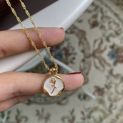 Novo Colar de Aço Inoxidável com Pingente de Rosa de Metal Irregular Redondo para Mulheres Corrente de Clavícula Vintage Joia de Luxo para Festa