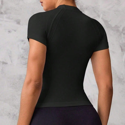 Women's short-sleeved sports top, breathable and quick-drying fabric, suitable for running and yoga,