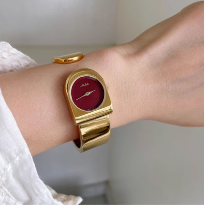 Luxury Women's Quartz Watch Simple Design Gold Delicate Bracelet Clock Gift Stainless Steel Women's Watch