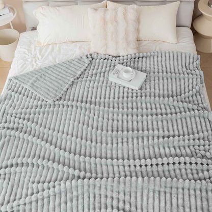 1pc soft and skin friendly warm blanket, suitable for bedrooms, sofa covers, camping and travel, multifunctional blanket