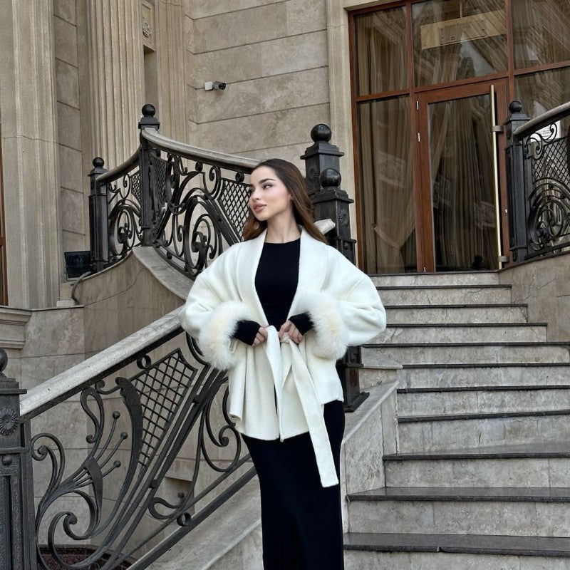 Casacos Curtos de Lã Elegantes com Cadarço Sólido Lapela Solta Cinto Peludo Manga Longa Jaqueta Feminina 2025 Outono Inverno Lady Chique Cardigãs