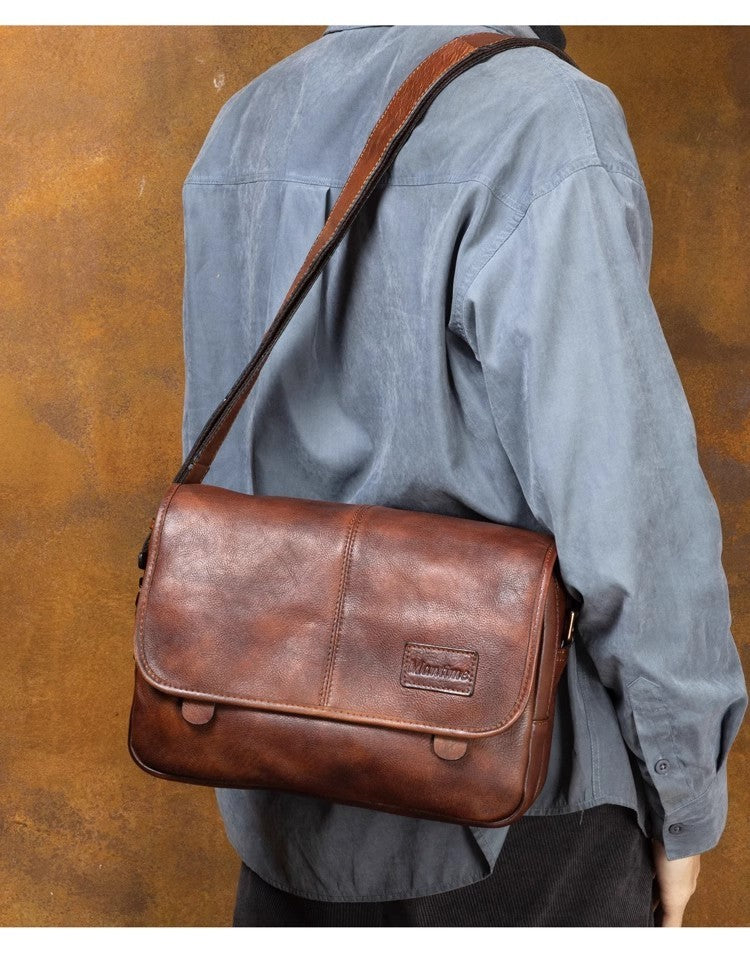 Leather shoulder bag men's messenger bag casual men's bag tide brand high-capacity leather messenger bag tooling backpack.