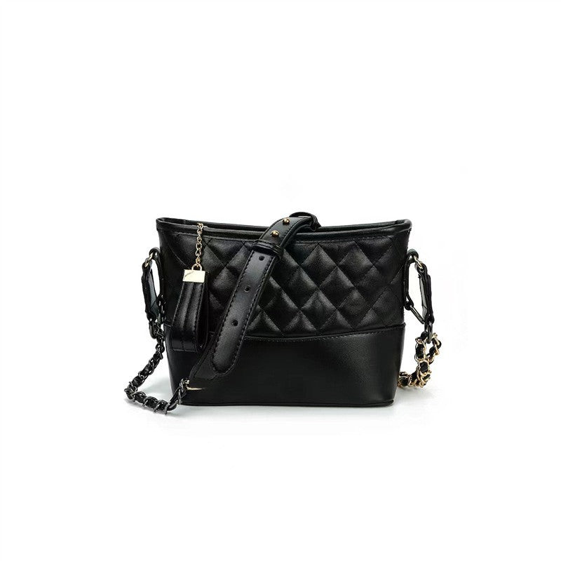 New Trendy High-End Black Single Shoulder Crossbody Chain Hobo Bag for Women