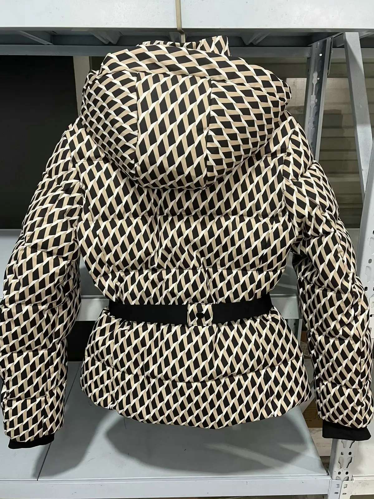 Women's Winter Hooded High Waist Padded Sport Parkas Coats with Belt Female Elegant Thick Warm Pockets Windproof Skiing Jackets