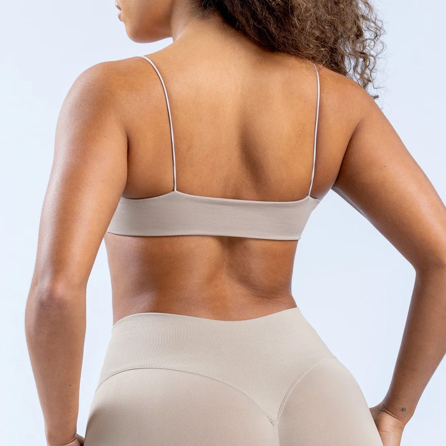 New Sports Seamless Spandex Strappy Bra Woman Fitness Elastic Breathable Breast Enhancement Leisure Sports Underwear