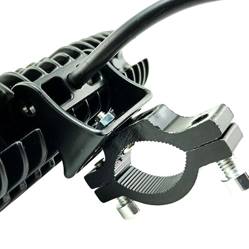 Suporte e Braçadeira para Para-choque – Ajustável para Farol de LED, Farol Auxiliar e Faróis de Milha de Motocicleta