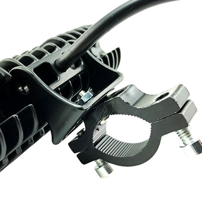 Suporte e Braçadeira para Para-choque – Ajustável para Farol de LED, Farol Auxiliar e Faróis de Milha de Motocicleta