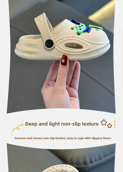 Children's Slippers New Home Girls Baby Indoor Non-slip Boys Cool Slippers Go Out Boys Hole Shoes