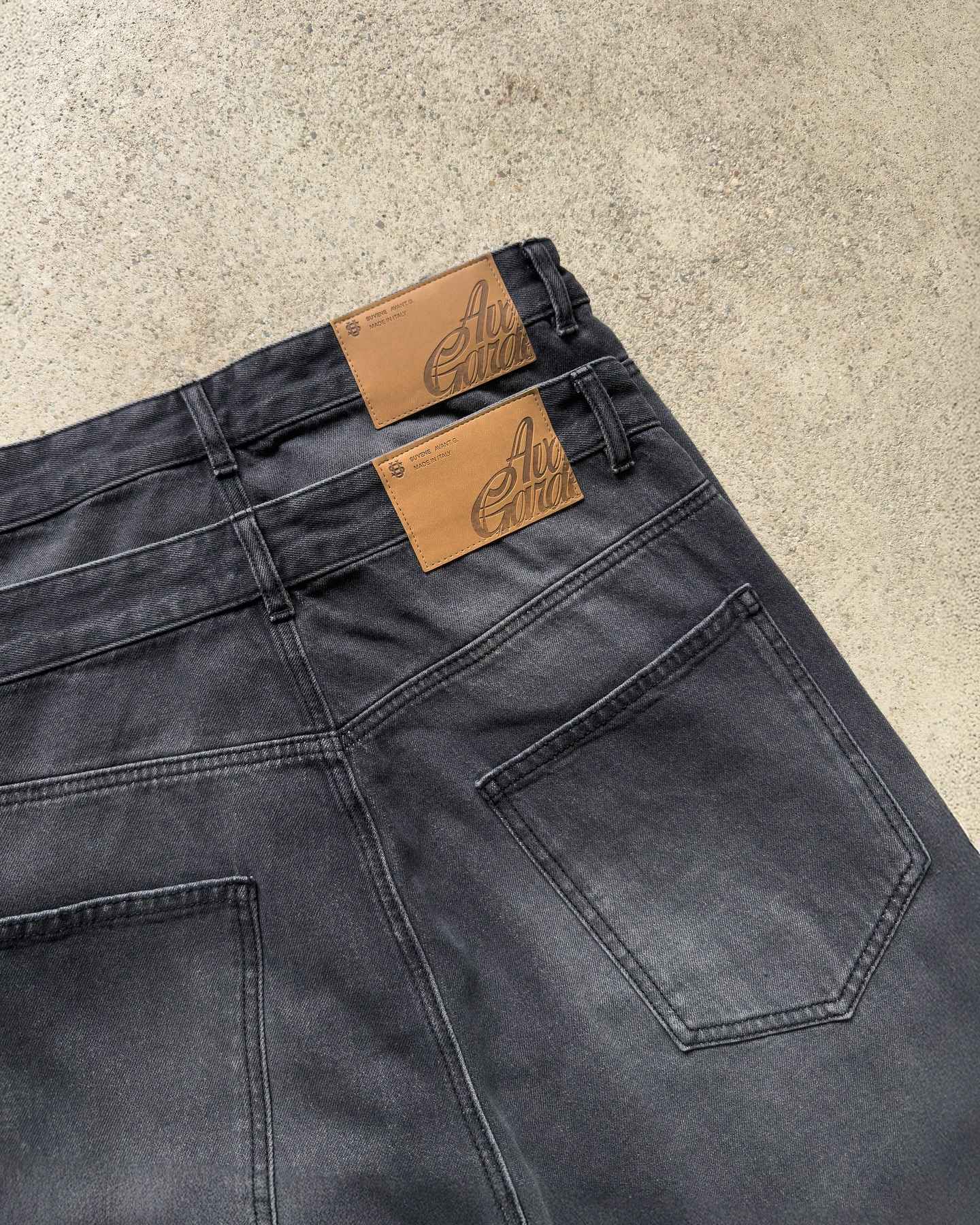 Calça jeans Hip-hop com moedas douradas Y2K retro cintura baixa perna larga com zíper calças jeans soltas bordadas moda masculina Y2K