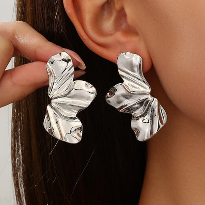 Brincos de pino de meia flor em aço inoxidável para mulheres e meninas Brincos de pino de pétala irregular minimalistas Joias da moda para festas Presentes