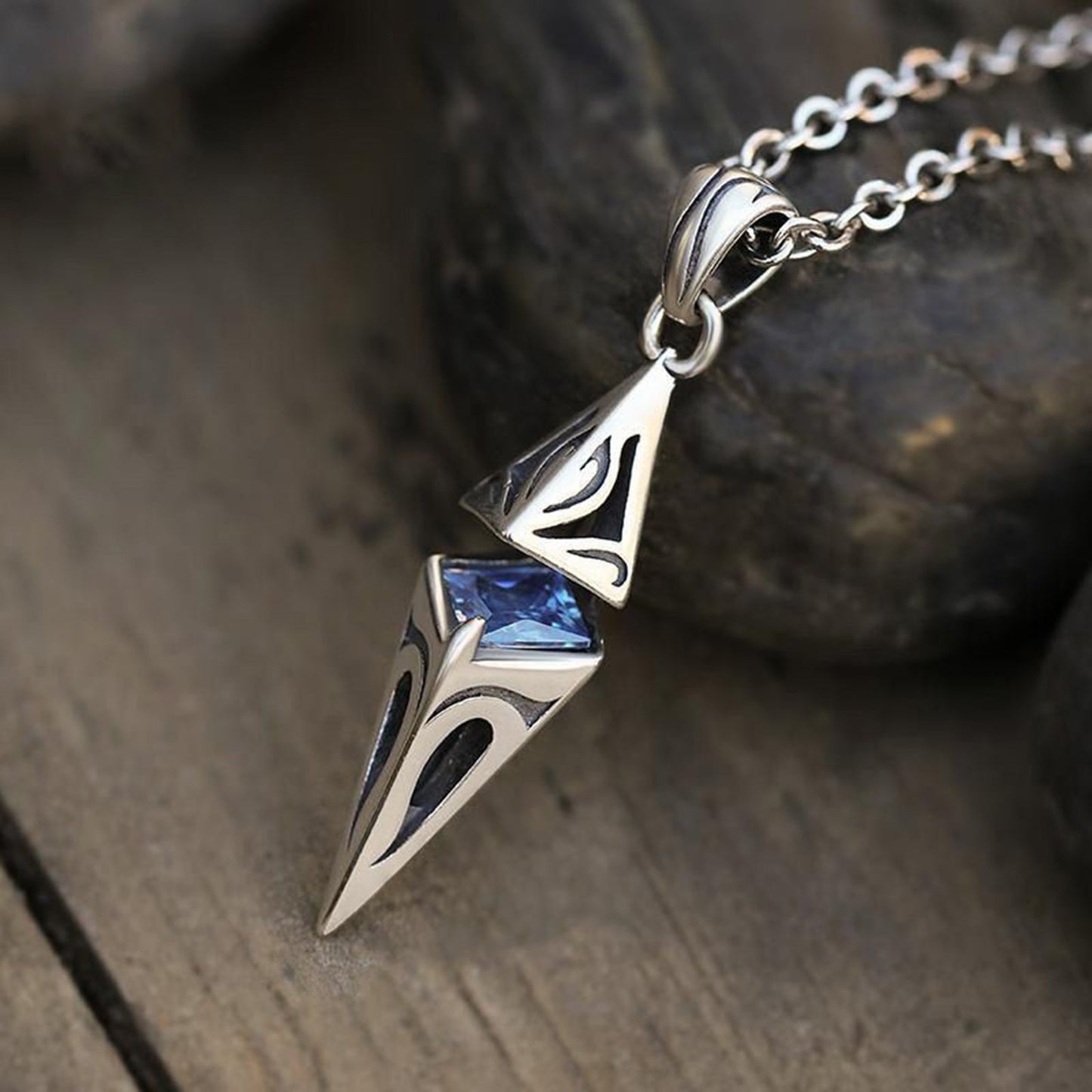 Vnox Stylish Blue Stone Necklaces for Men, Stainless Steel Cube Geometric Pendant Collar Jewelry, Birthday Party Gifts for Him