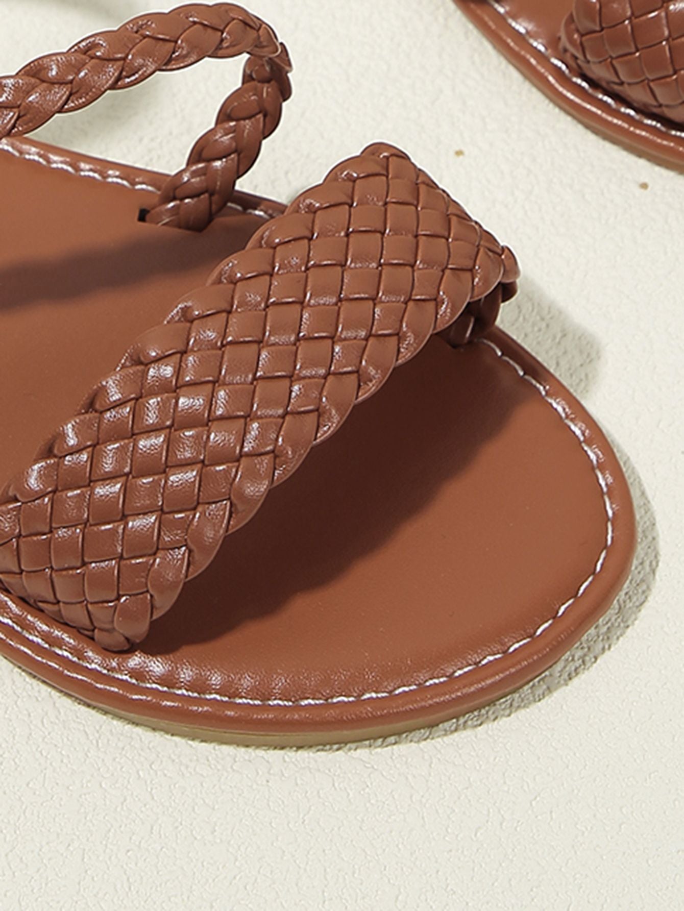 Women's Casual Flat Sandals Braided Design Popular Brown Color Comfortable Shoes for Everyday Wear