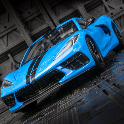 Maisto 1:24 Chevrolet Corvette C8 2020 modelo de carro em liga, portas, capô do motor e porta-malas podem ser abertos, carrinho de brinquedo infantil