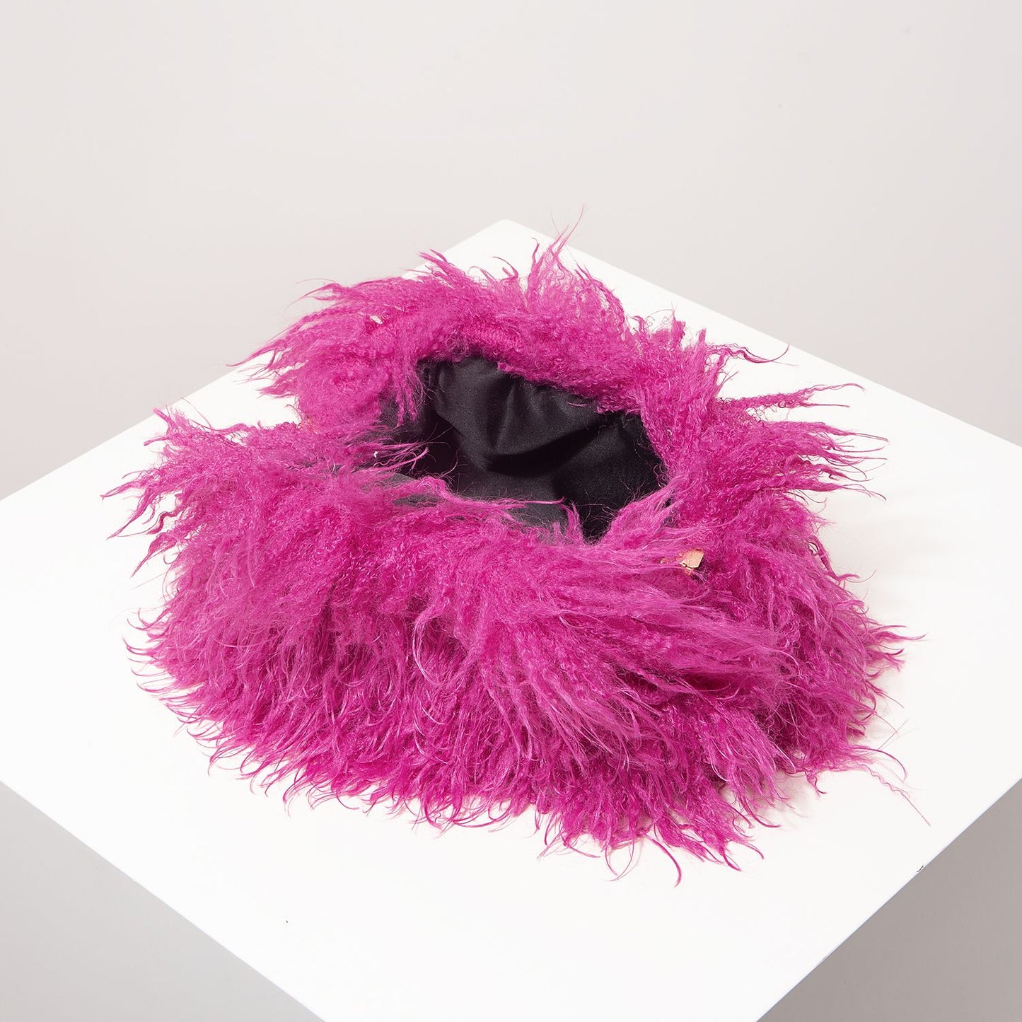 Y2K Plush Clutch Bag, Candy-Colored Women's Clip Bag, Elegant Evening Bag, Women's Dress Party, Wedding Accessory, Cute and Charming Girl's Wallet (Random Pattern)