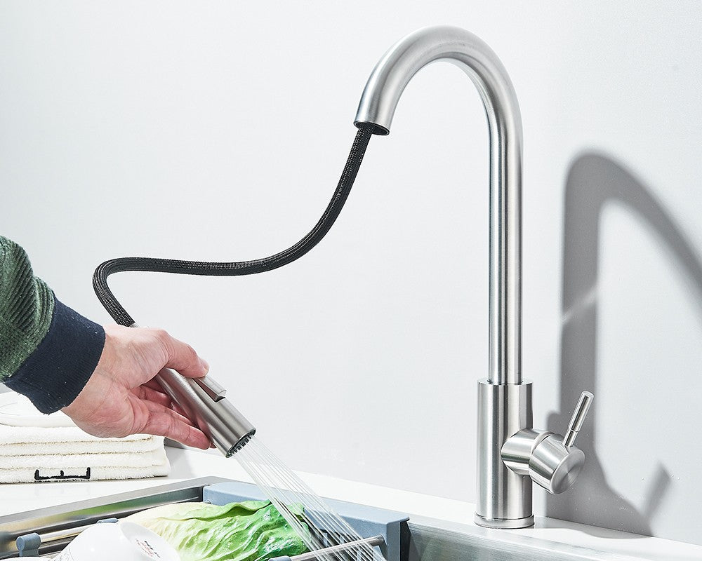Torneira Misturadora de Cozinha Monocomando Quente e Frio com Bico Extensível e Duas Funções, Montada na Bancada