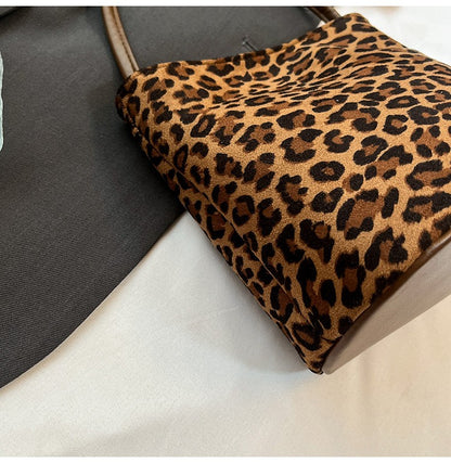 Design PU Suede Leopard Shoulder Bags for Women 2025 New Winter Crossbody Bag Females ?Luxury Handbags and Purses Bucket