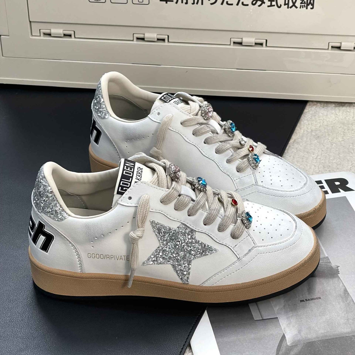 Sapatilhas de Couro Casual de Porco com Estrela Patchwork Cores Esfregadas Estilo Colegial Feminino Branco Antigo