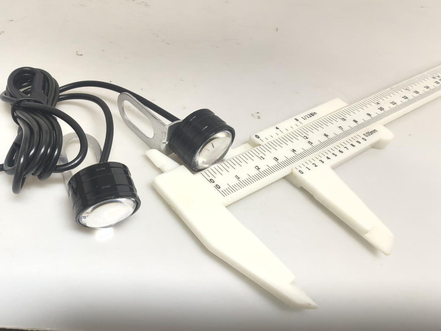 1 Par Moto Flash Estroboscópico Olho de Águia Luz Diurna Moto Lâmpada de Nevoeiro Farol Acessórios para Moto