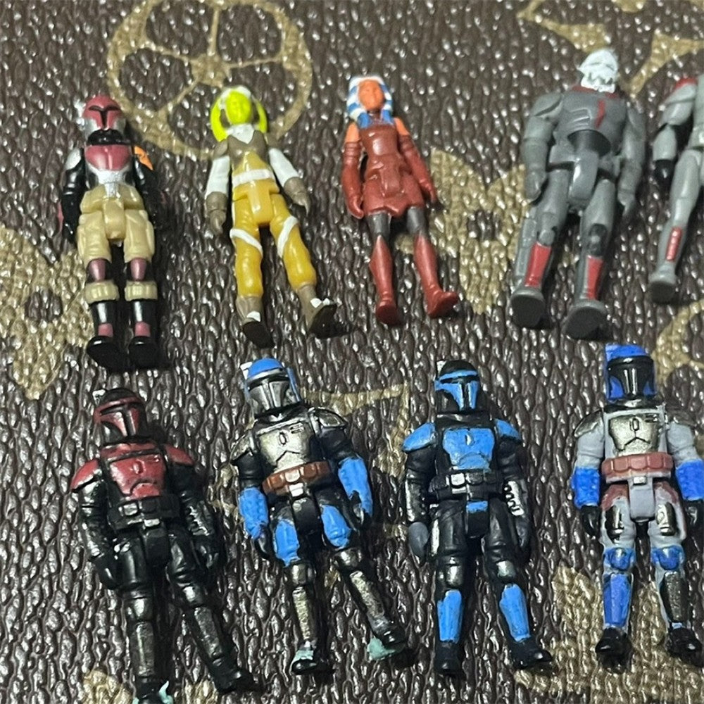 Hasbro Star Wars Série 1/72 Aayla Secura R2-D2 Boba Fett Darth Vader Produtos Genuínos a Granel com Defeitos Boneco de Ação