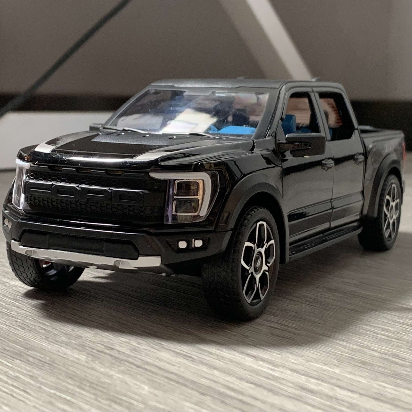 1:20 Ford Raptor F150 Picape Caminhão Brinquedo Carro Modelo Liga Fundido Portas Abrindo Puxar para Trás Som Luz Modelo de Escala Carro Brinquedos para Meninos