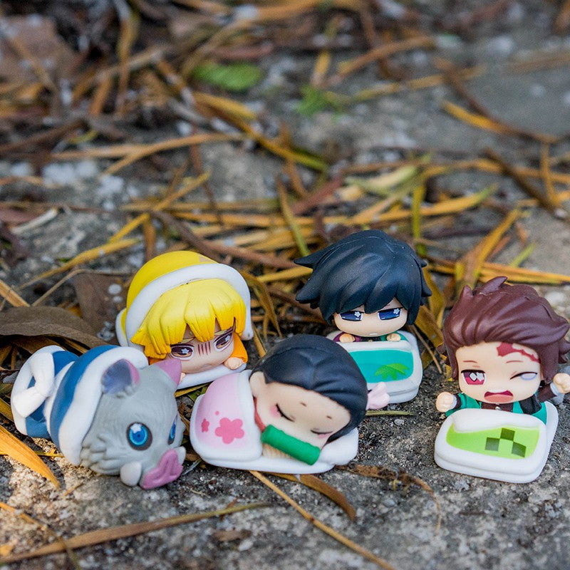 Bonecos Demon Slayer Tomioka Giyuu Agatsuma Zenitsu Kamado Tanjirou Kamado Nezuko Hashibira Inosuke Modelo de Boneca Dormindo Presente Infantil