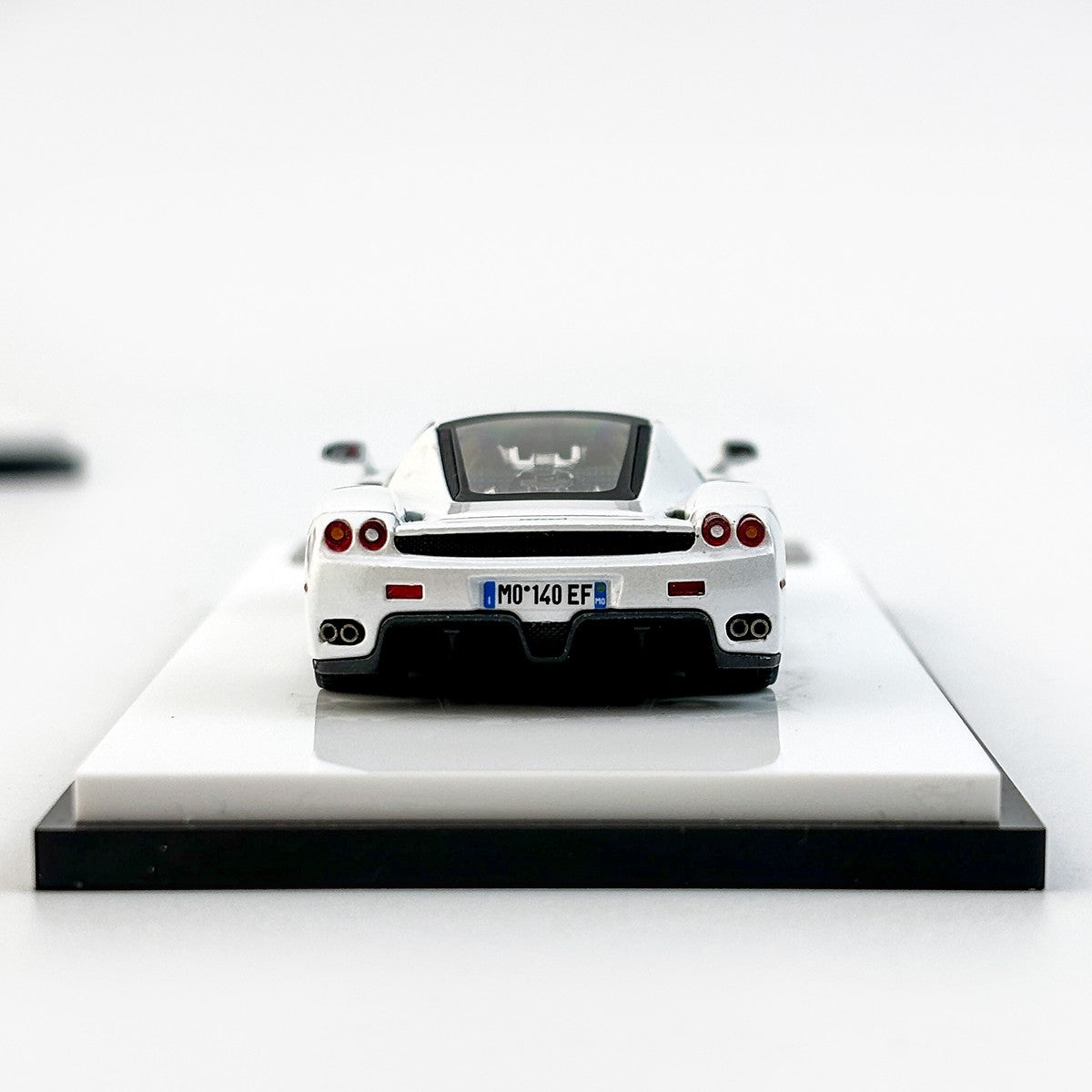 Rei Modelo 1:64 Edição Enzo Figura Simulação Liga Abre-Tampa Miniatura Die-Cast Carro Modelo Personalizado Brinquedos Presente Ornamento Colecionável