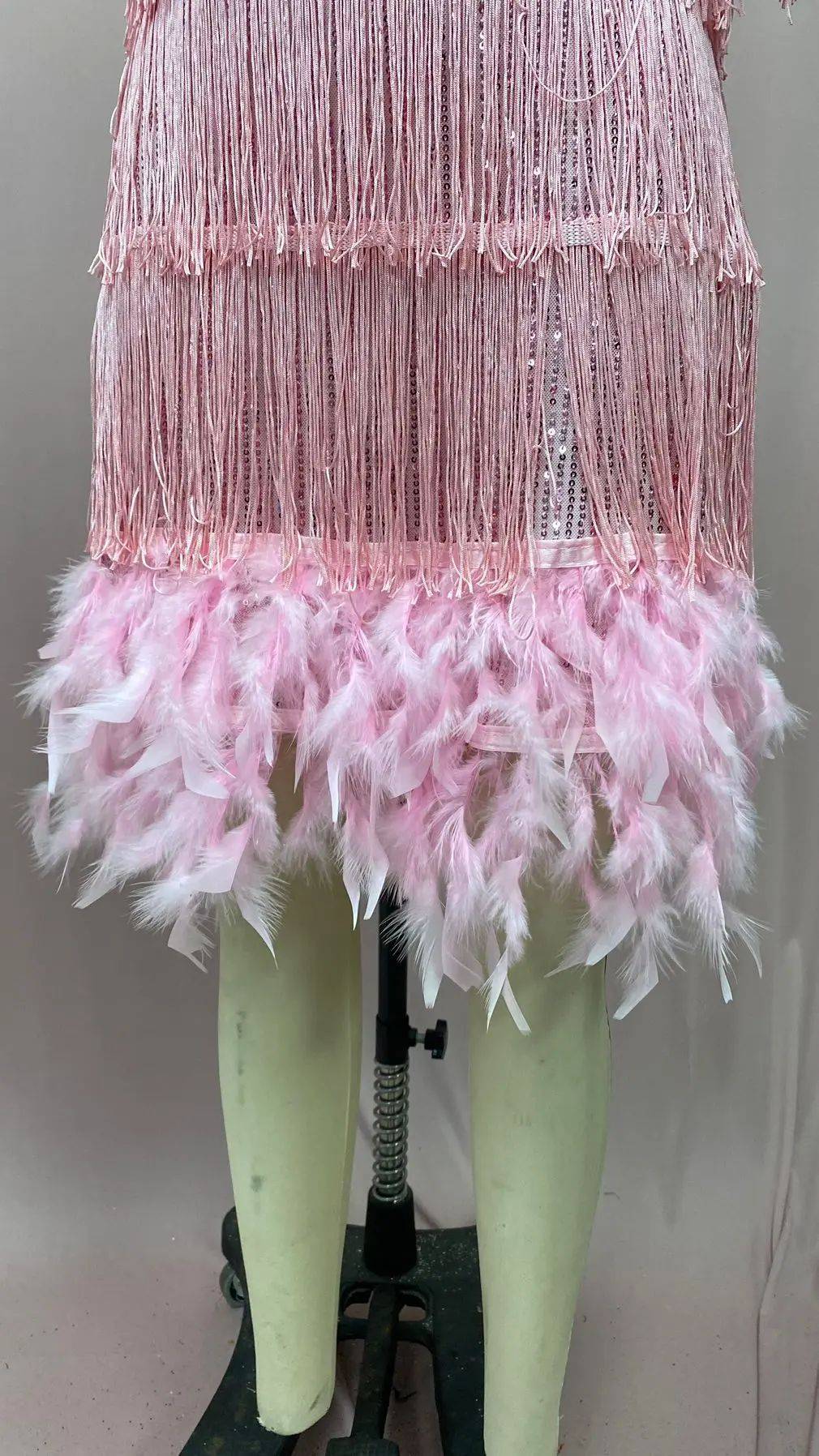 2024 Summer New Fashionable Framed Sequins Feather Patchwork Dress Colorful Amazon Direct Sales Women's Sleeveless Dress