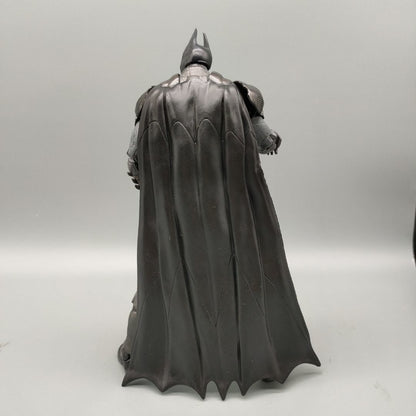Boneco de Ação DCC Collectibles Ark-ham Knight Bat-Hero Armored 7" Sem Embalagem