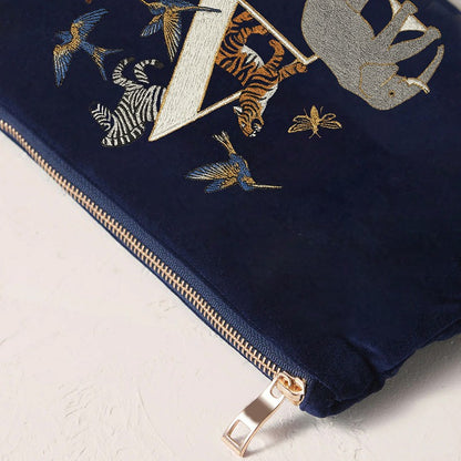 Cute Animal Letter Print Velvet Clutch Makeup Bag - Fashionable And Stylish Cosmetic Pouch for Women