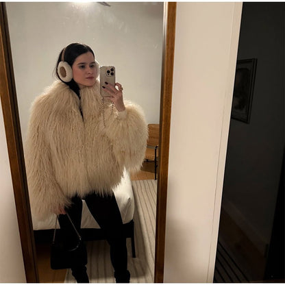 Fashion Solid Plush Faux Fur Coat Women Elegant Warm Long Sleeves Loose Jacket 2025 Lady Winter Chic High Street Outerwear ?