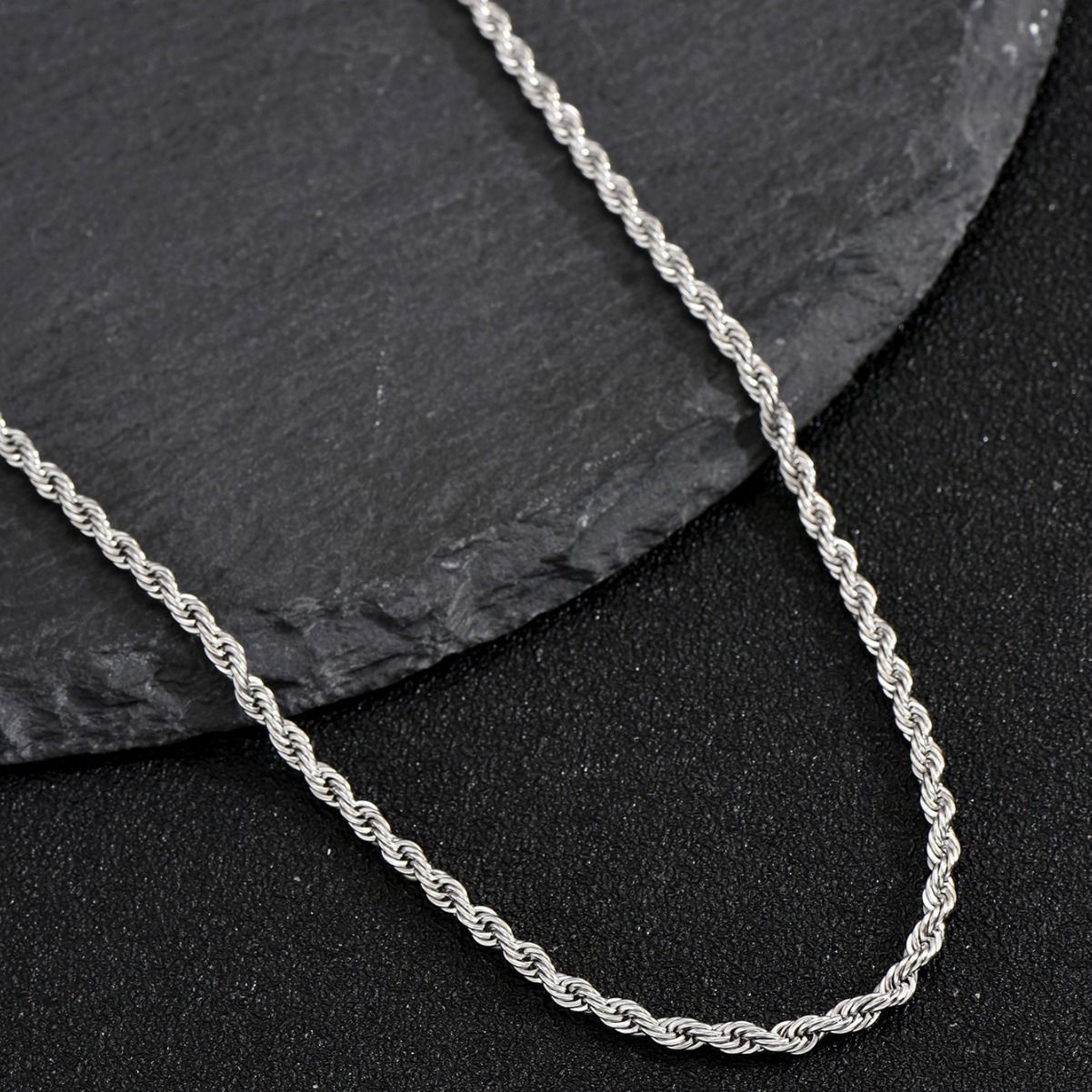 Colar Masculino 2mm Cor Prata Corrente Torcida Gargantilha Simples de Aço Titânio Joias Modernas de Aço Inoxidável Que Não Desbotam