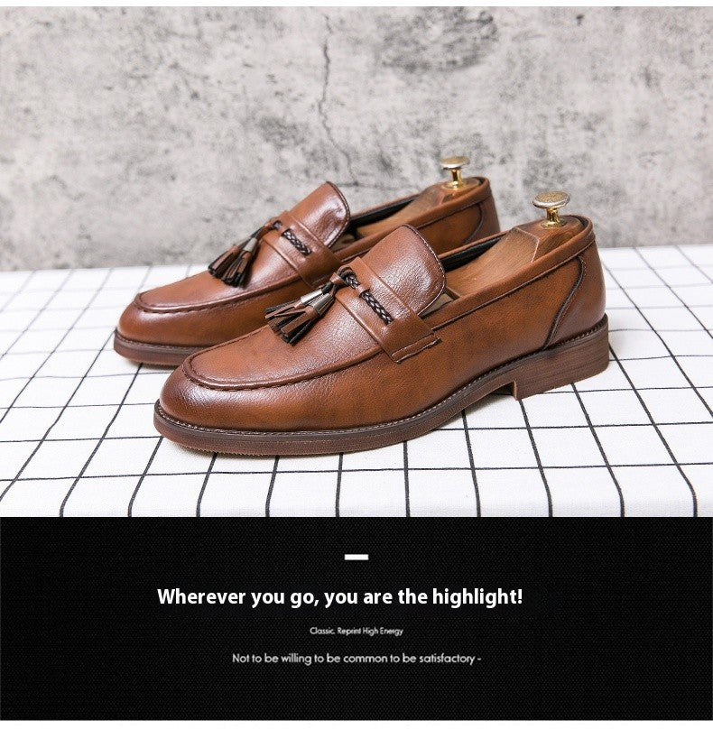 Pointed casual moccasins for men fringed slip-on men's shoes Beef soles bean boat shoes Fashion hair stylist fashion shoes