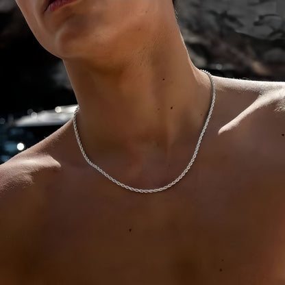 Colar Masculino 2mm Cor Prata Corrente Torcida Gargantilha Simples de Aço Titânio Joias Modernas de Aço Inoxidável Que Não Desbotam