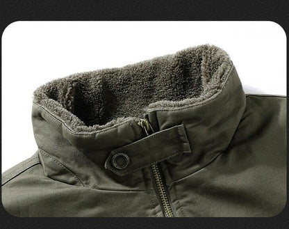 New Fashion Men Fleece Warm Bomber Jackets Winter Parkas Quality Male Cotton Multi-pockets Cargo Jackets Outdoor Tooling Coats 5