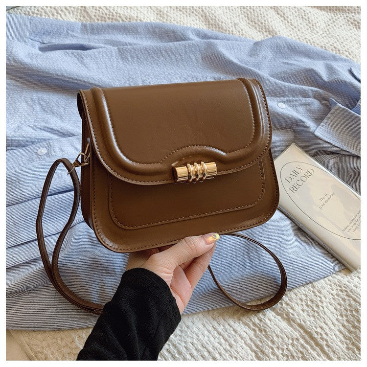 Latest Retro Crossbody Bag for Women High End Fashion Saddle Shoulder Handbag Unique Design