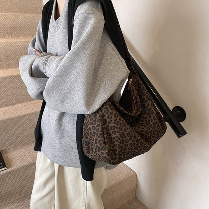 Trendy Casual Soft Textile Women's Shoulder Bag Large Capacity Leopard Print Female Retro Crossbody Bag For Commute Outings