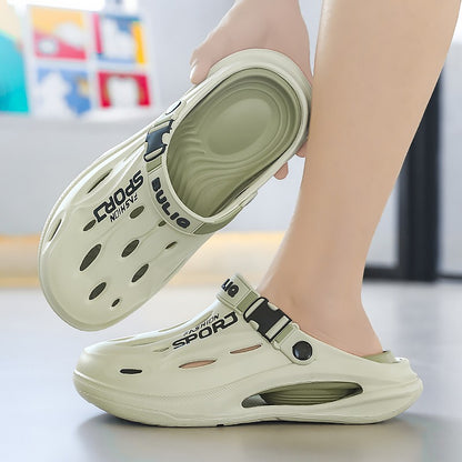 A Pair of Men's New Clogs, Summer New Wear-Resistant, Non-Slip Sports Beach Shoes, Soft-Soled Comfortable Men's Shoes for Driving