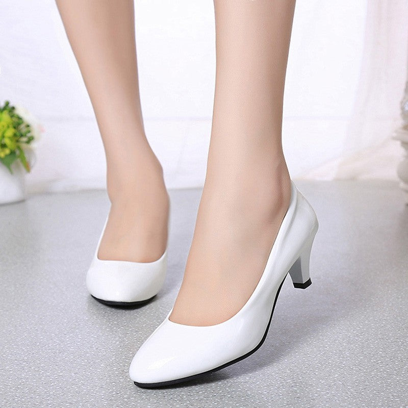 Sapatos Femininos Scarpin Salto Médio Nude Sexy Salto Alto Sapatos de Casamento Feminino Sapatos de Trabalho de Escritório Scarpin Branco Sapatos de Festa